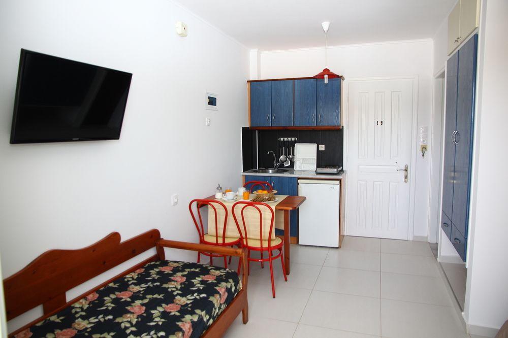 Bellos Hotel Apartments Hersónissos Extérieur photo
