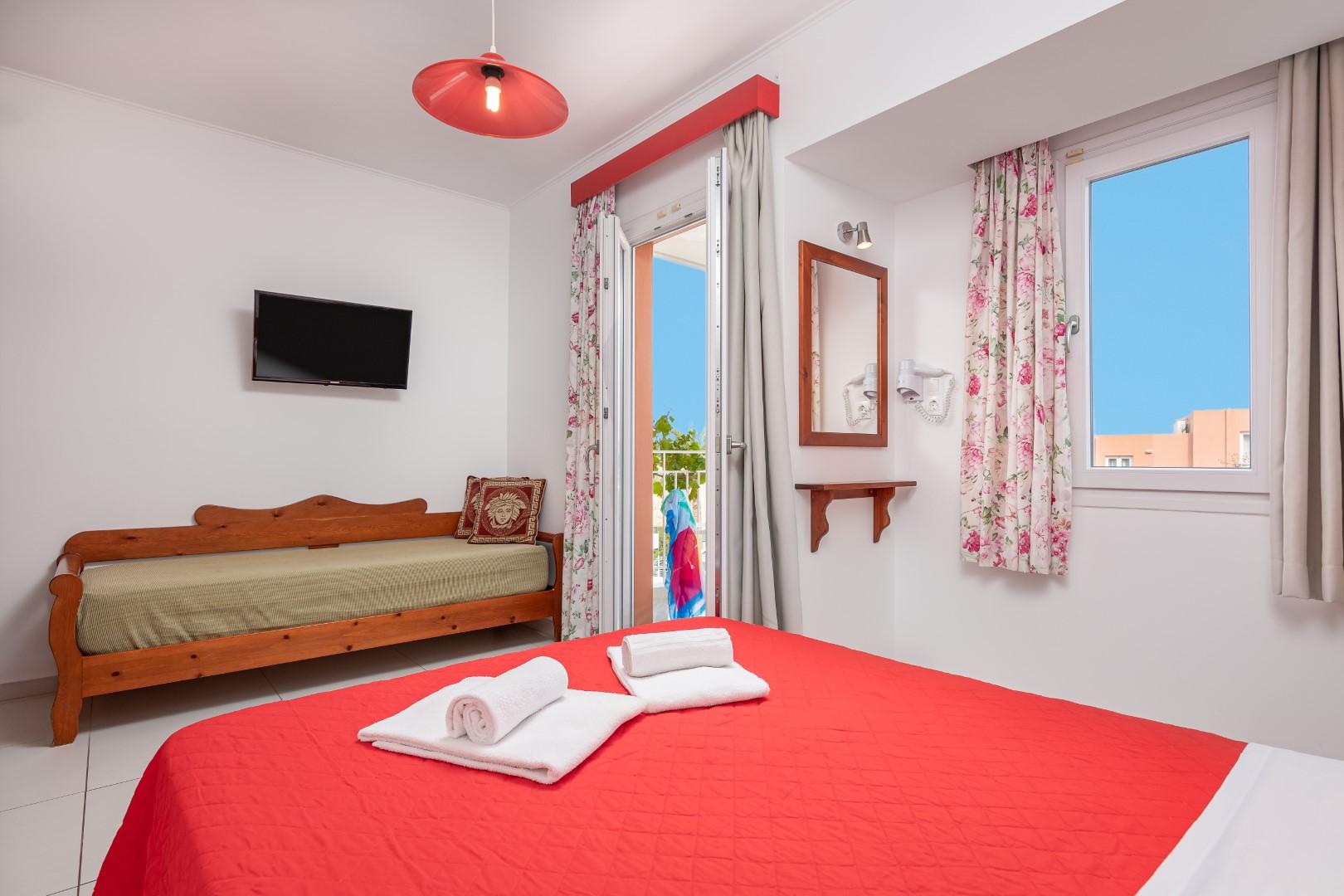 Bellos Hotel Apartments Hersónissos Extérieur photo