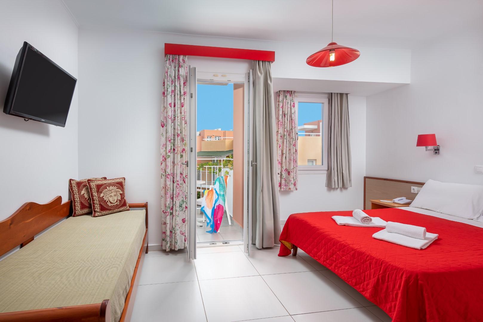 Bellos Hotel Apartments Hersónissos Extérieur photo