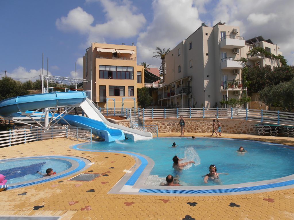 Bellos Hotel Apartments Hersónissos Extérieur photo