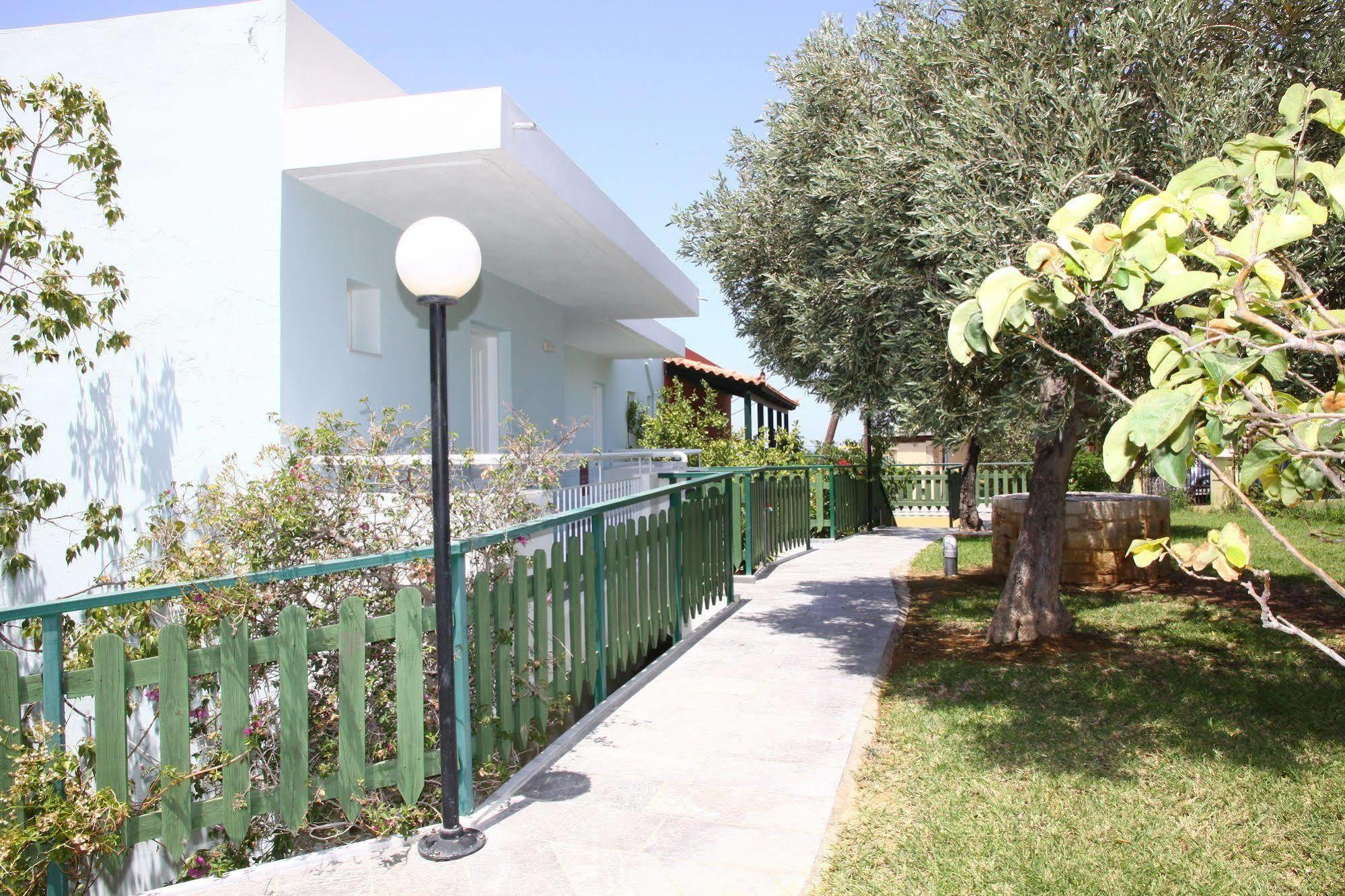 Bellos Hotel Apartments Hersónissos Extérieur photo